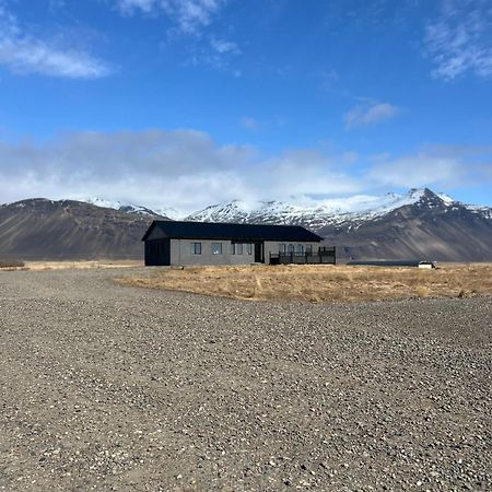 The Greyhouse "Small Apartment" Höfn Esterno foto